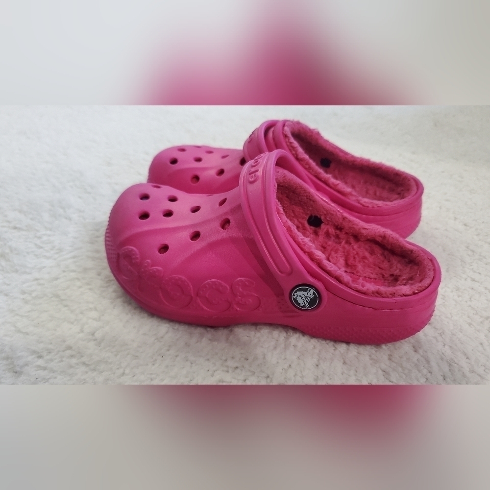 Crocs Classic Lined Hot pink Girls Clogs Size 1